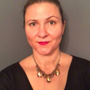 Necklace with glass beads